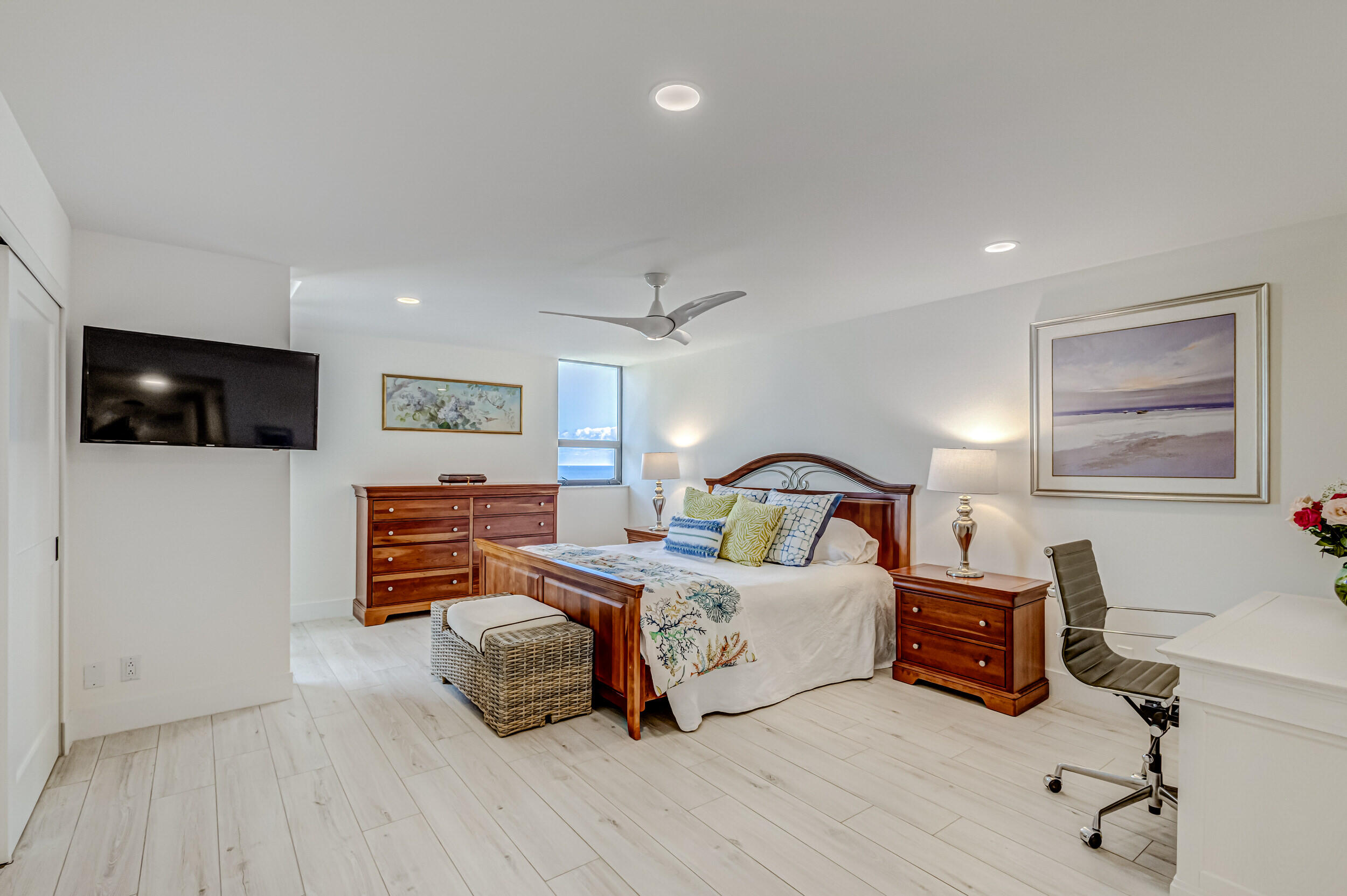 5280 N Ocean Drive 15 C