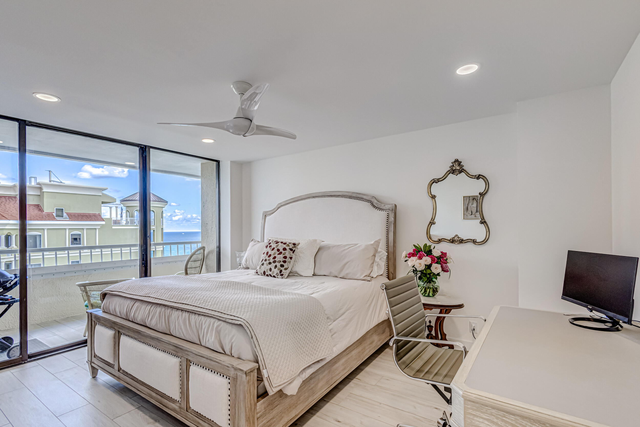 5280 N Ocean Drive 15 C