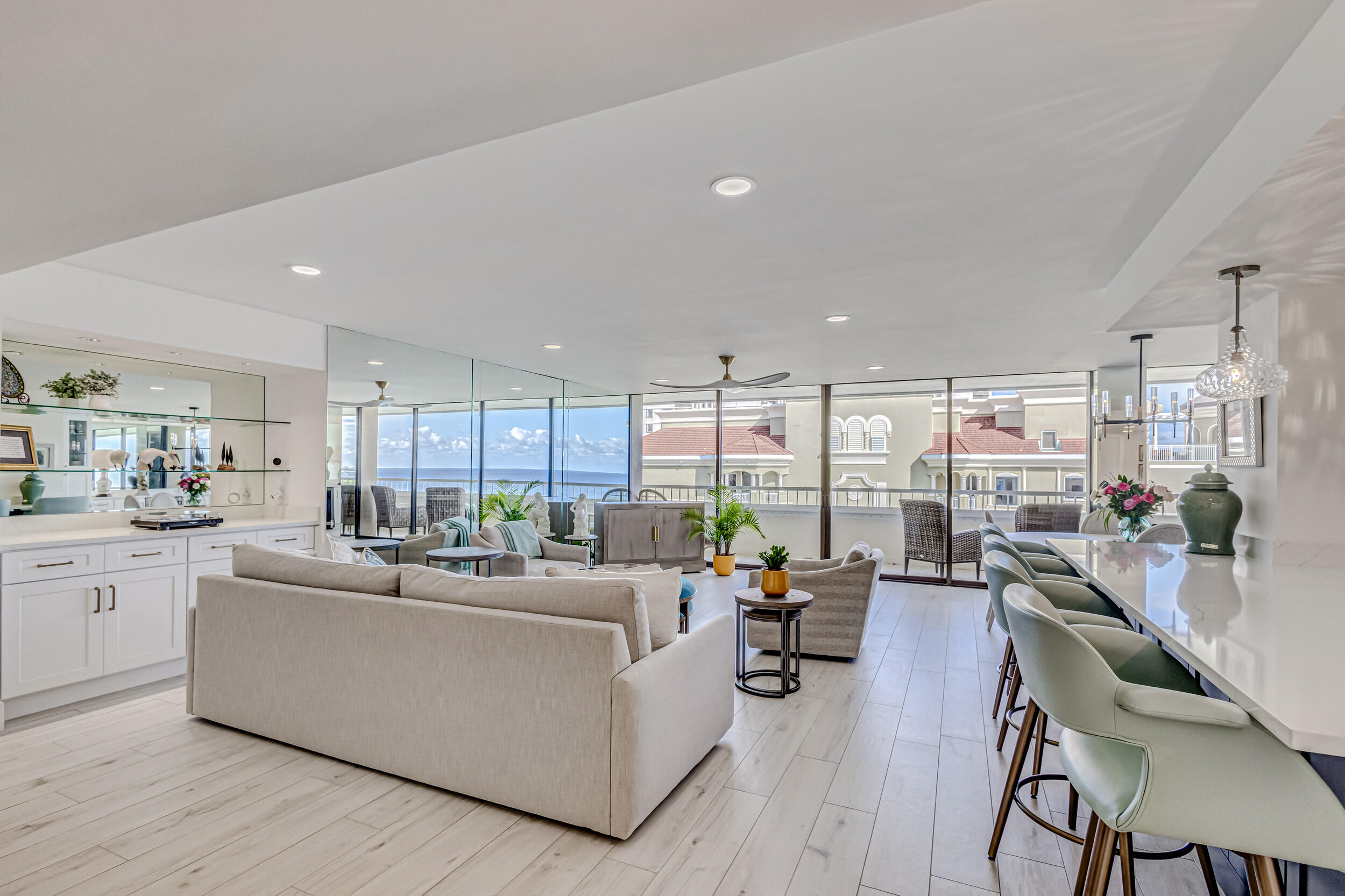5280 N Ocean Drive 15 C