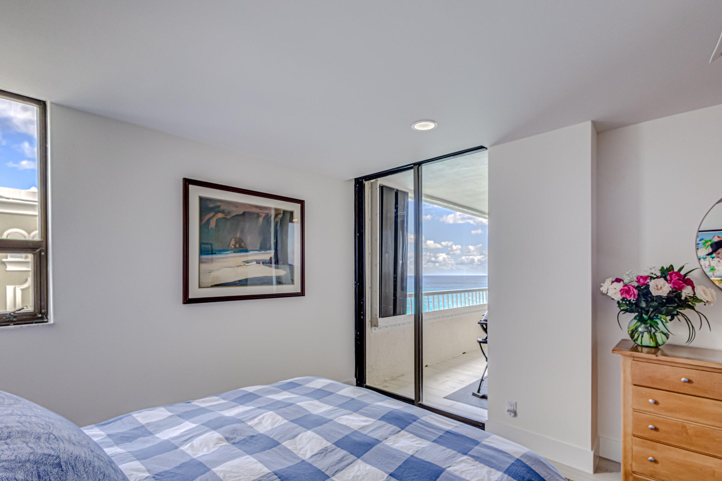 5280 N Ocean Drive 15 C