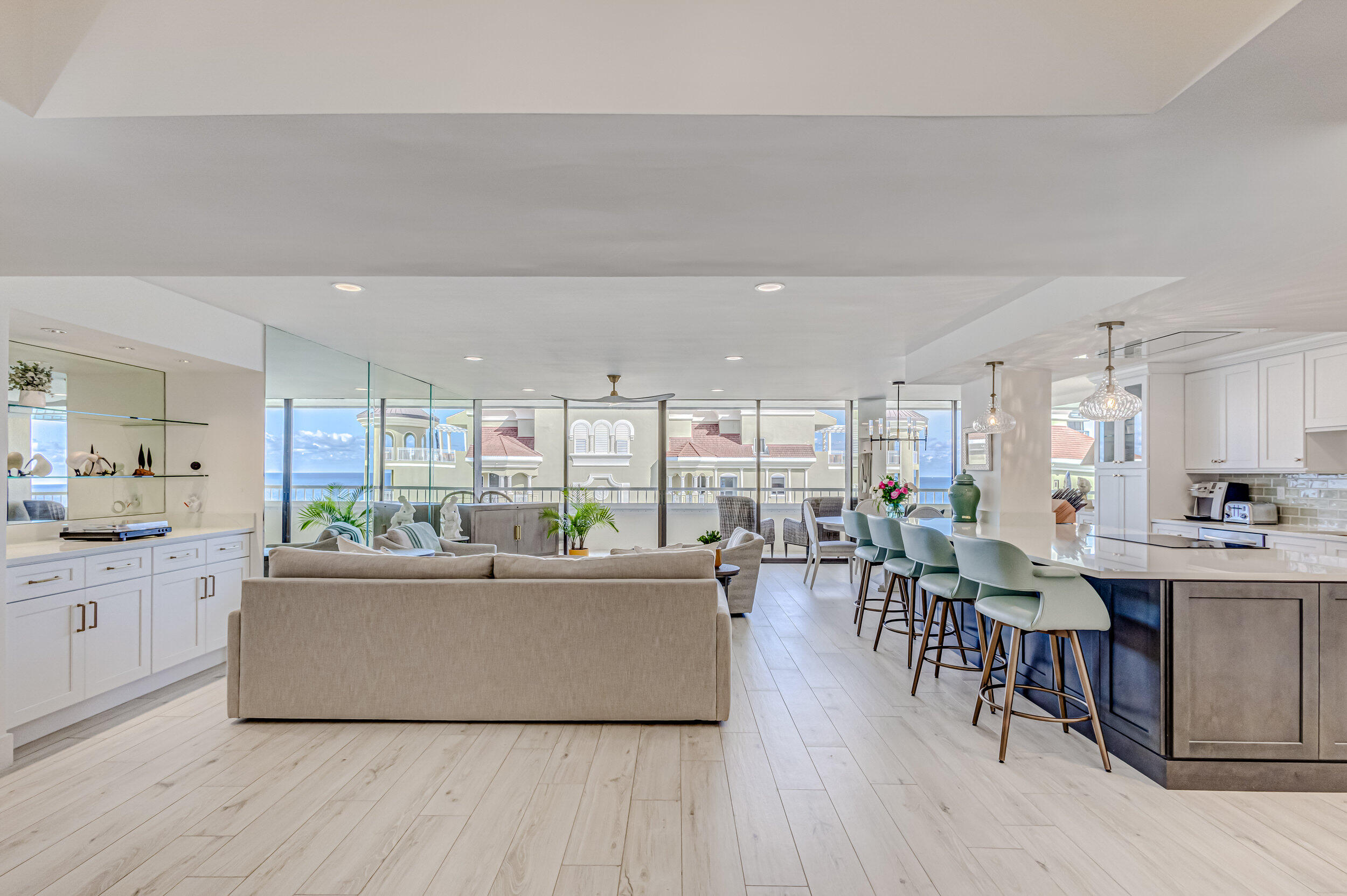 5280 N Ocean Drive 15 C
