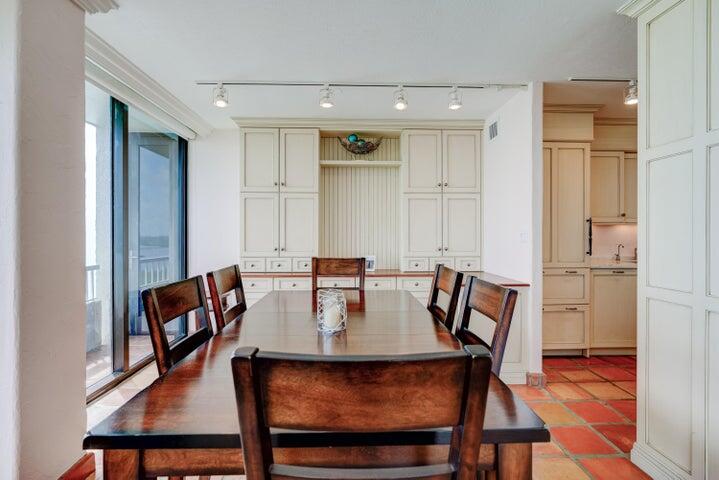 5550 N Ocean Drive 16 C