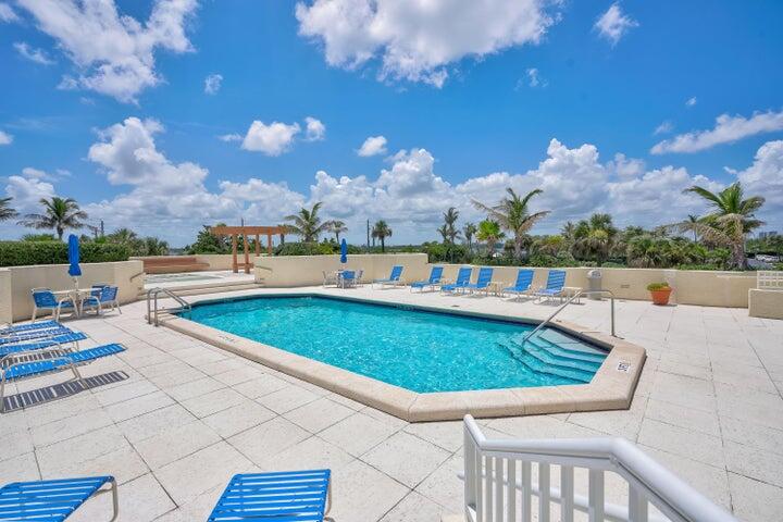 5550 N Ocean Drive 16 C