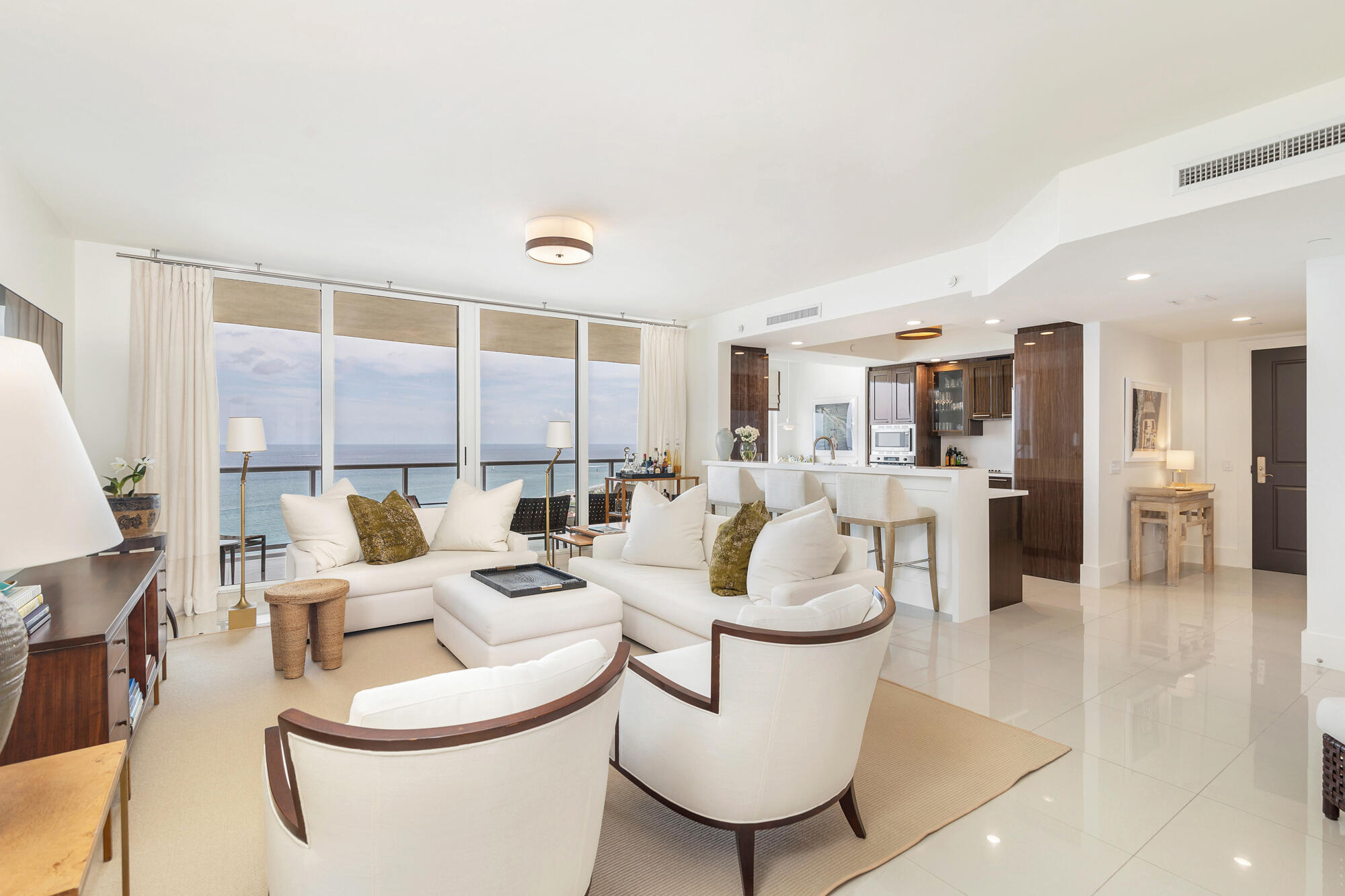 2700 N Ocean Drive 2303b