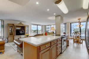 5540 N Ocean Drive 1- D