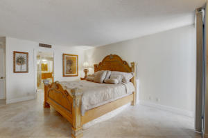 5540 N Ocean Drive 1- D