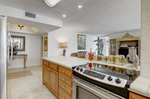 5540 N Ocean Drive 1- D