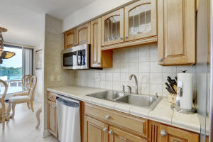 5540 N Ocean Drive 1- D