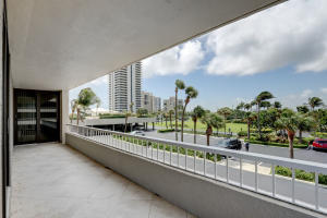 5540 N Ocean Drive 1- D