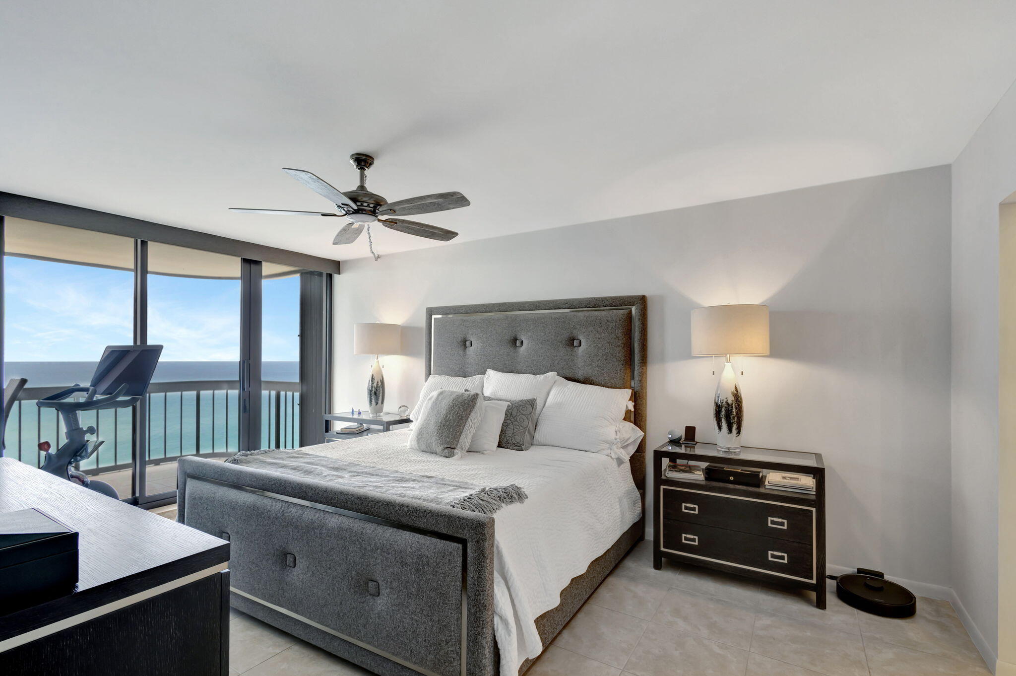 5380 N Ocean Drive 18 G