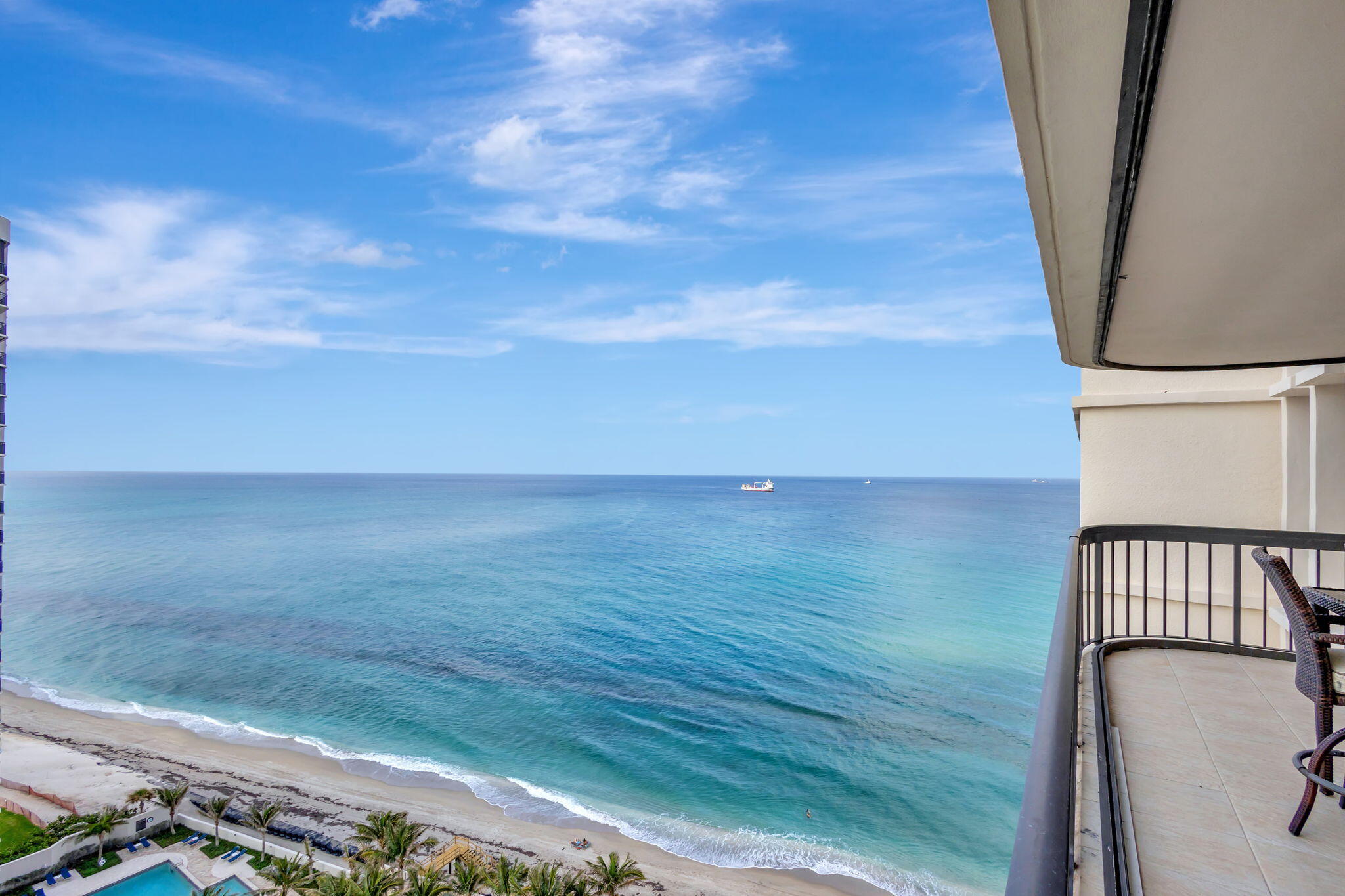 5380 N Ocean Drive 18 G
