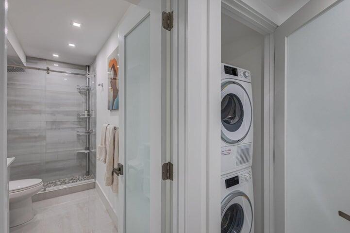 5440 N Ocean Drive 1104