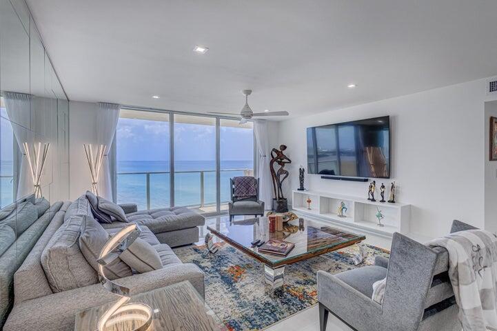 5440 N Ocean Drive 1104