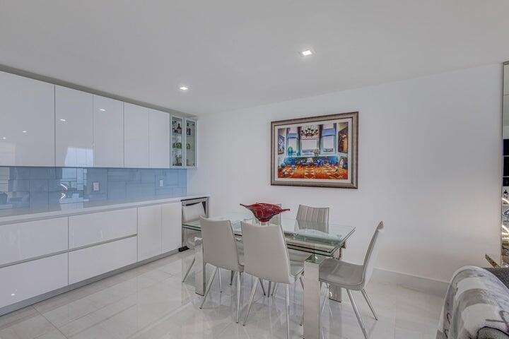 5440 N Ocean Drive 1104