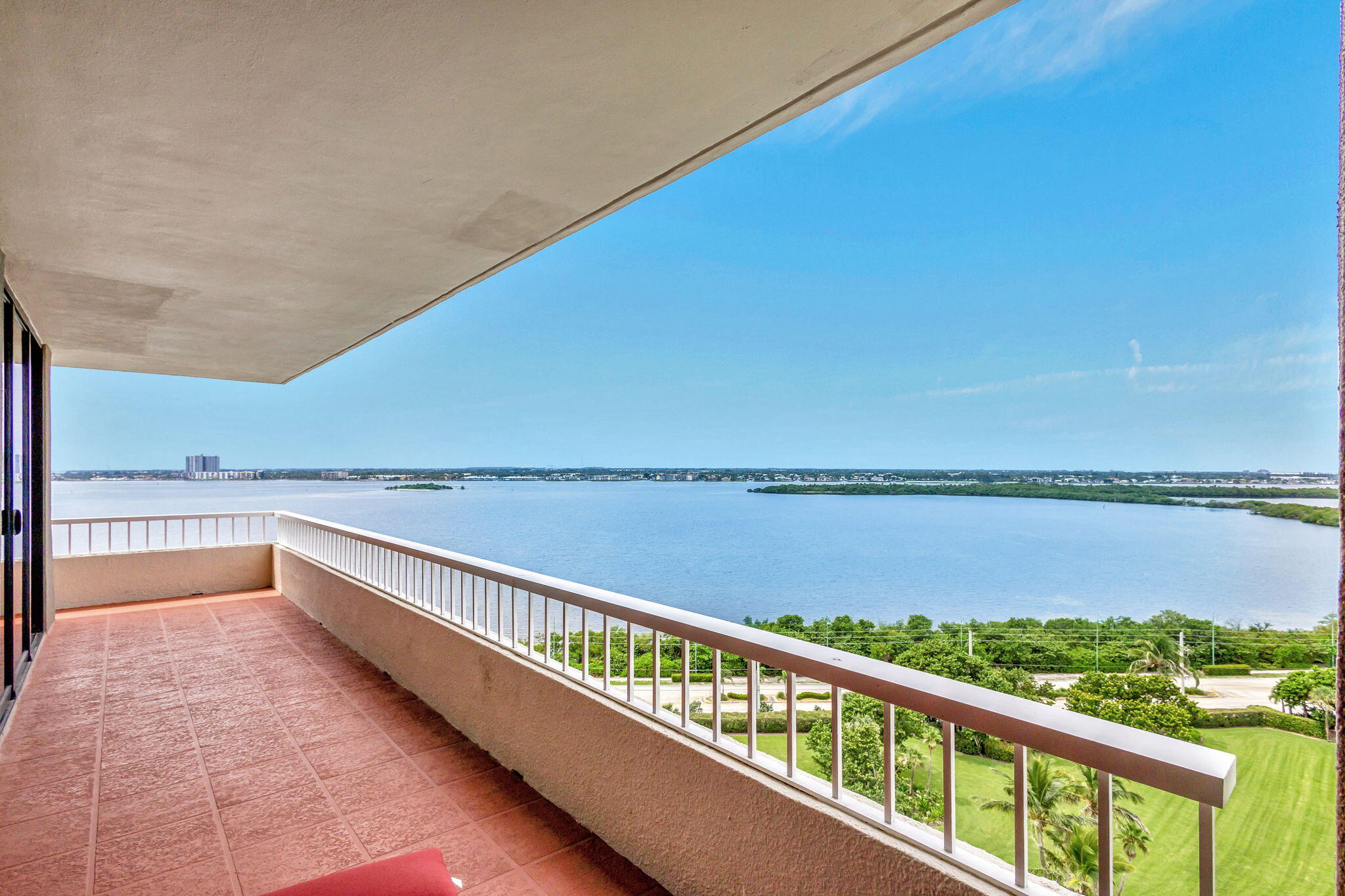 5510 N Ocean Drive 14 -D