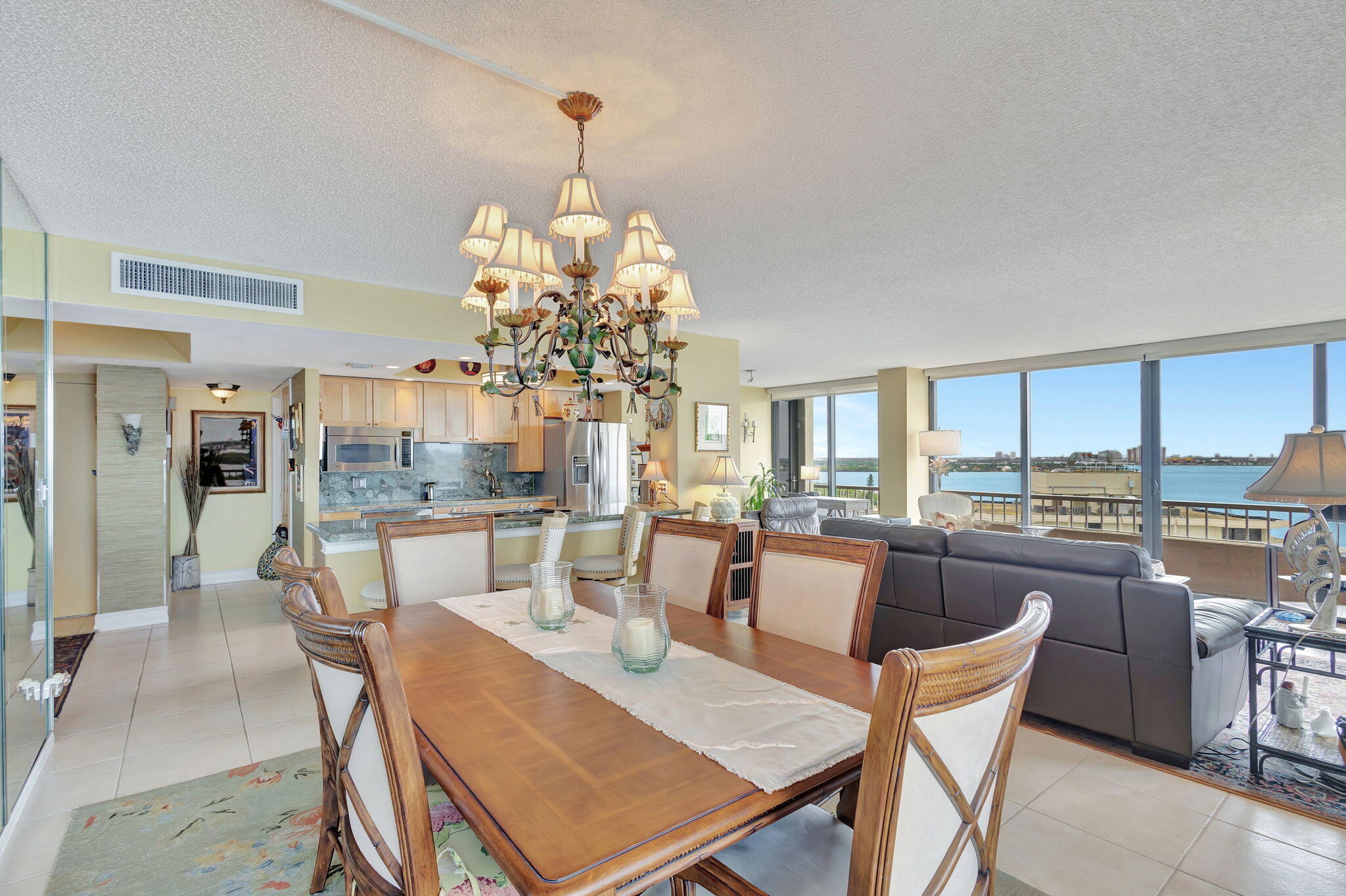 5510 N Ocean Drive 14 -D