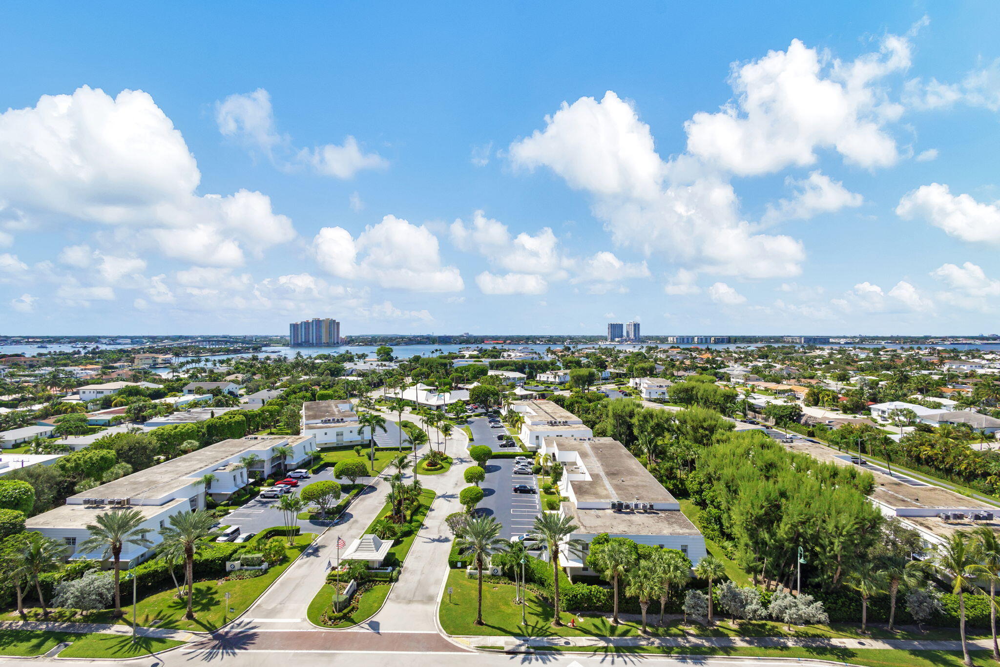 3400 N Ocean Drive 1208