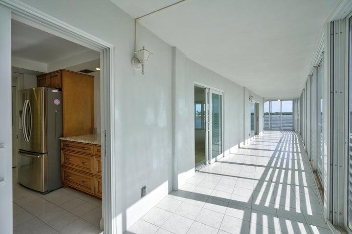 44 Yacht Club Drive 214