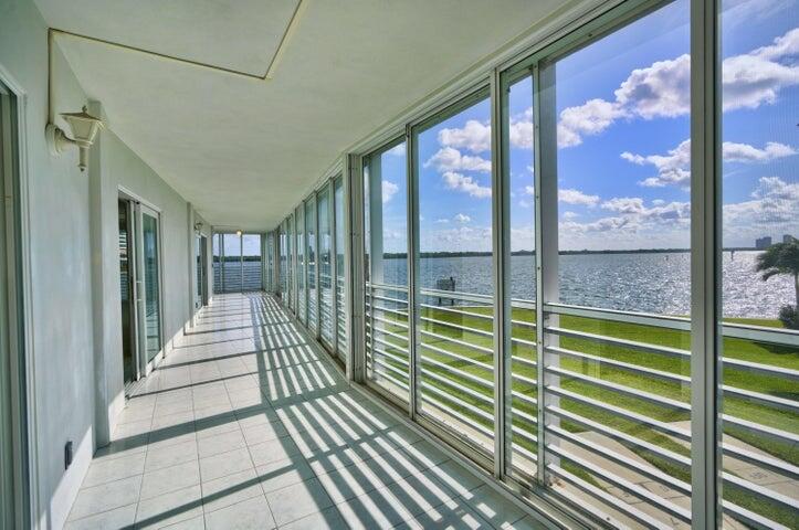 44 Yacht Club Drive 214