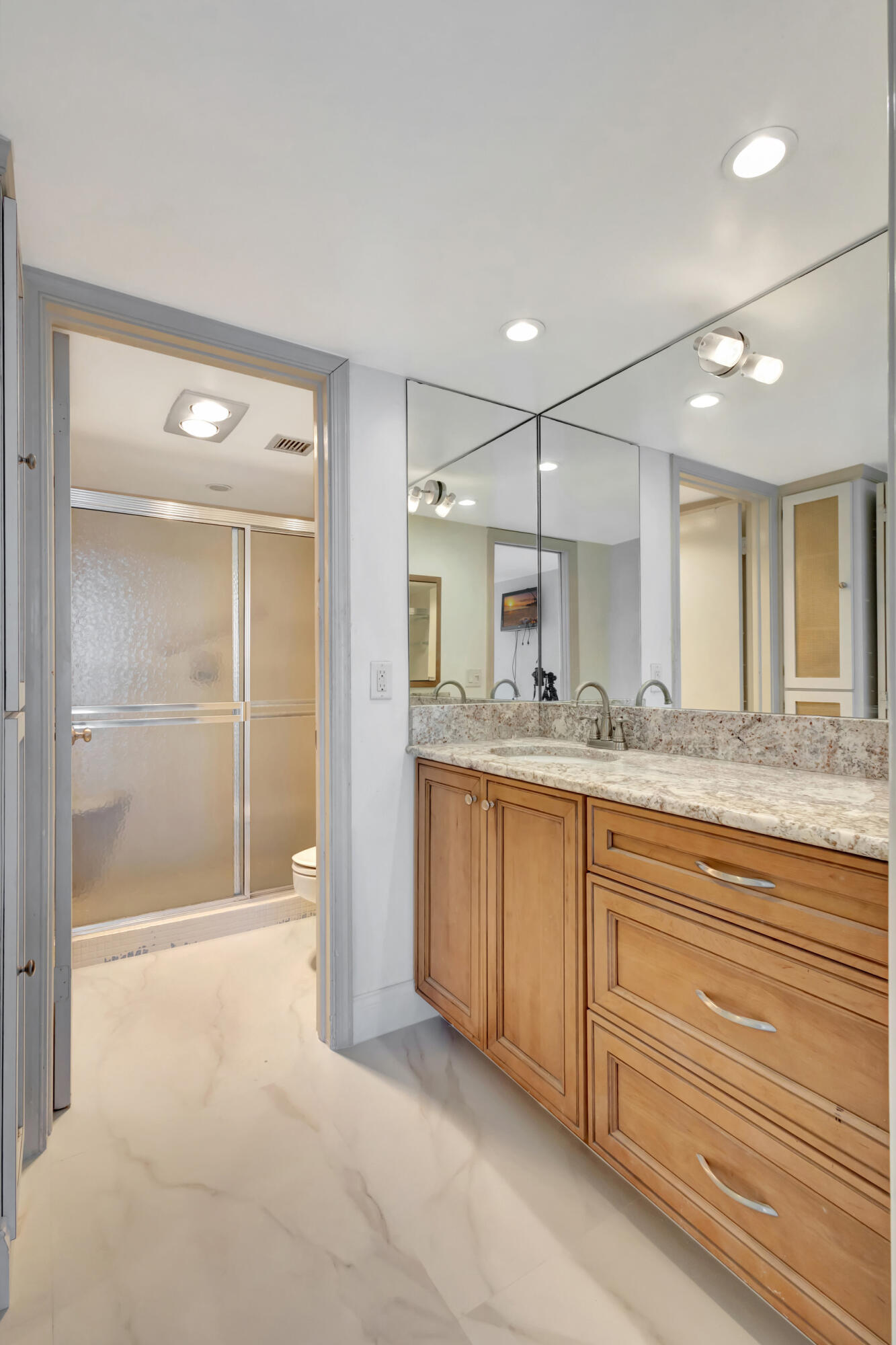 44 Yacht Club Drive 214