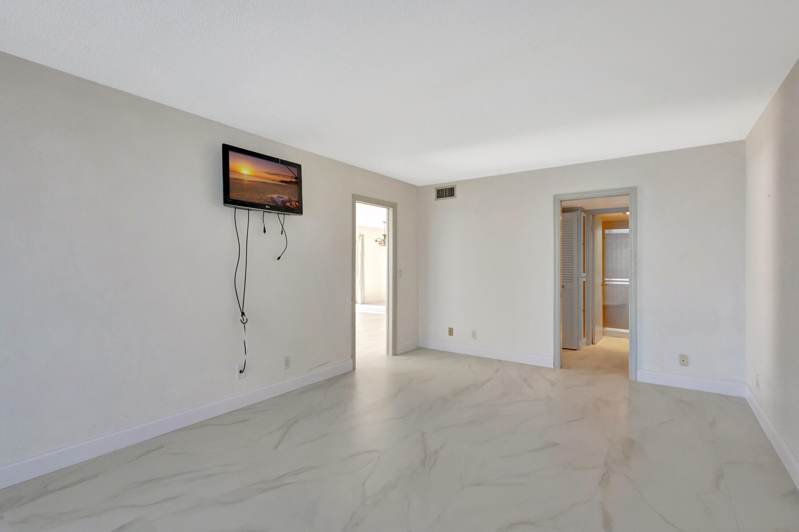 44 Yacht Club Drive 214
