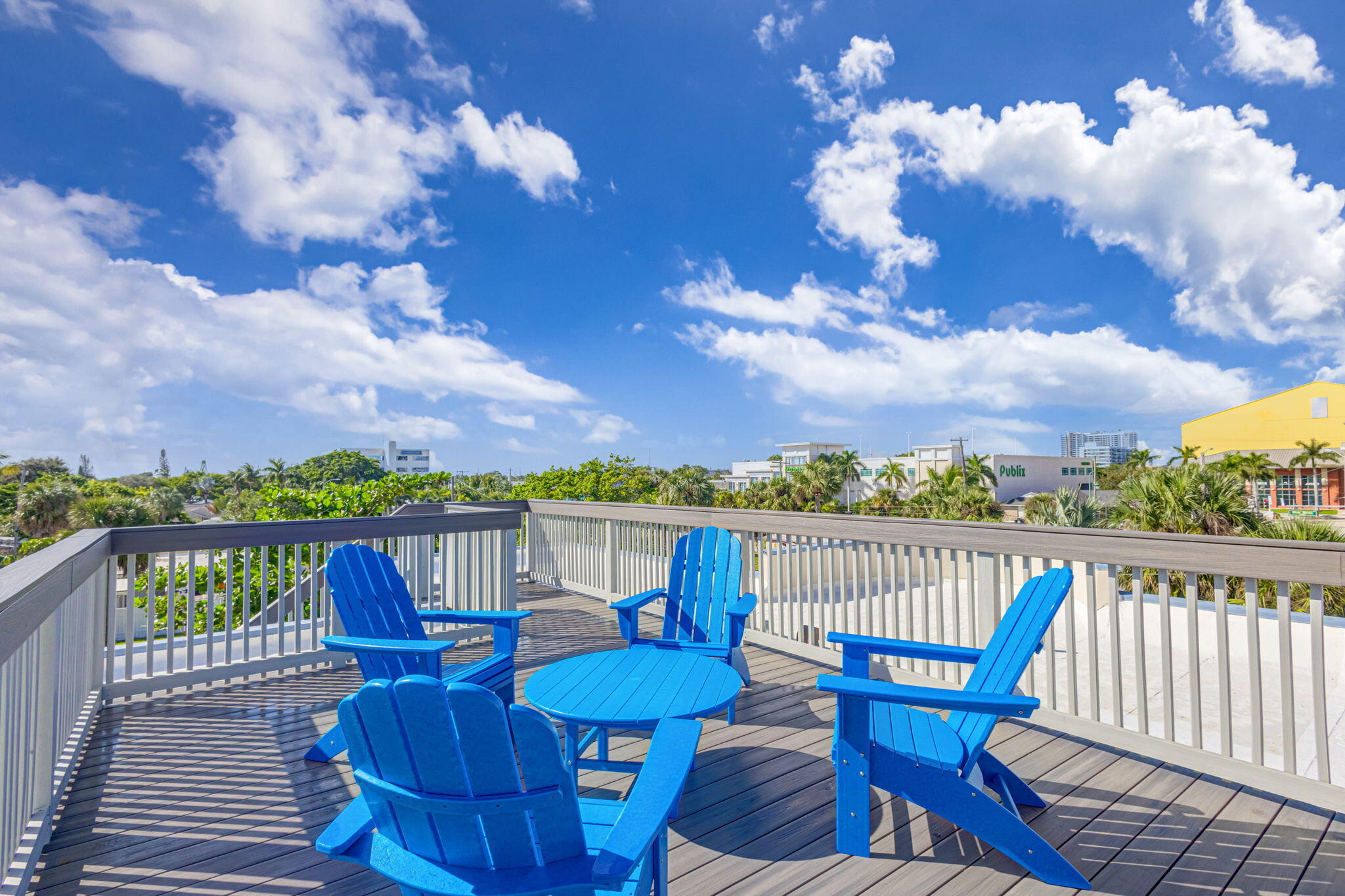 301 E 25th Street