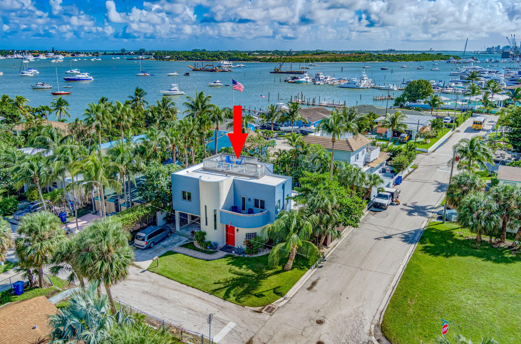 301 E 25th Street
