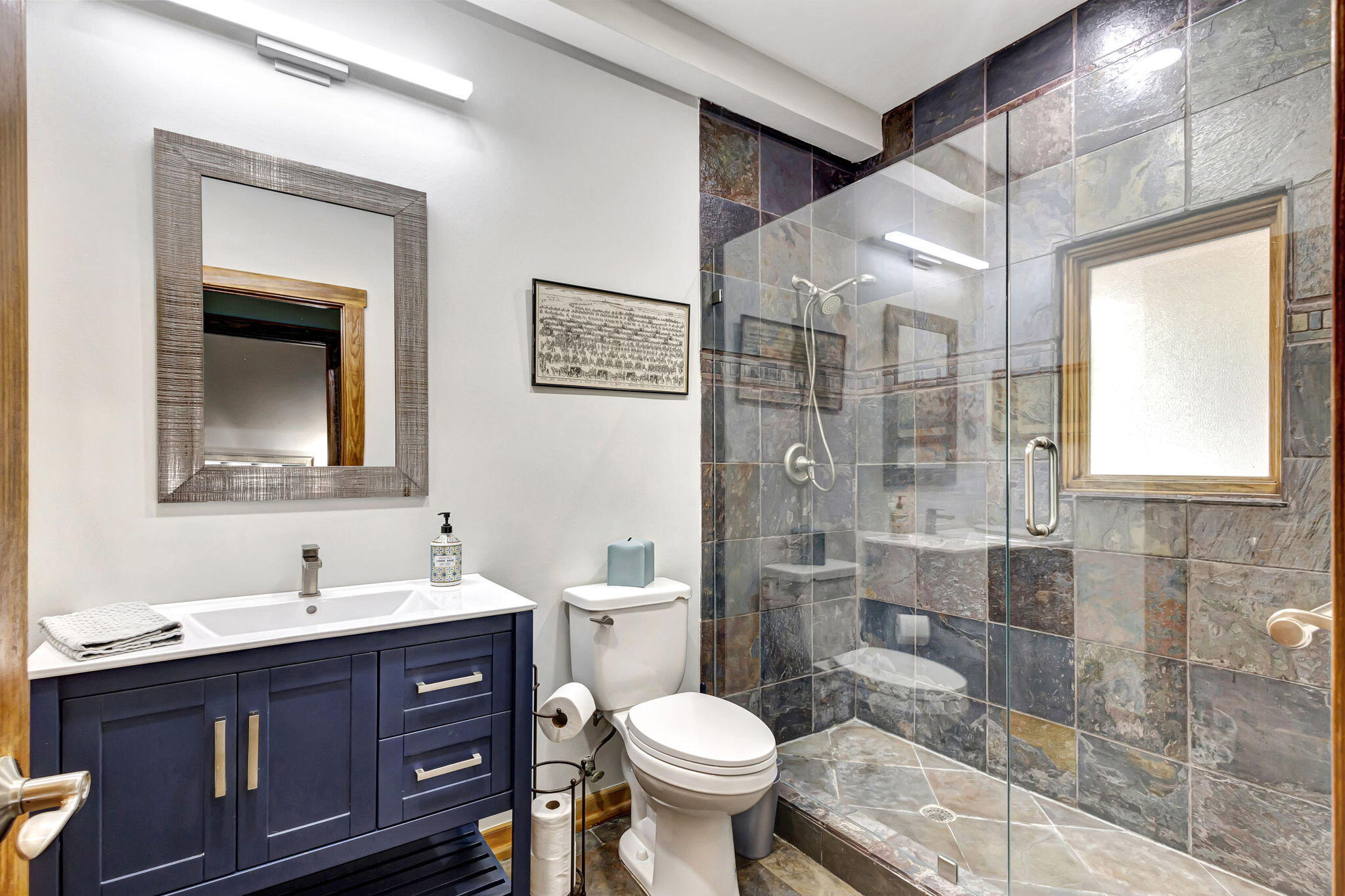 301 E 25th Street