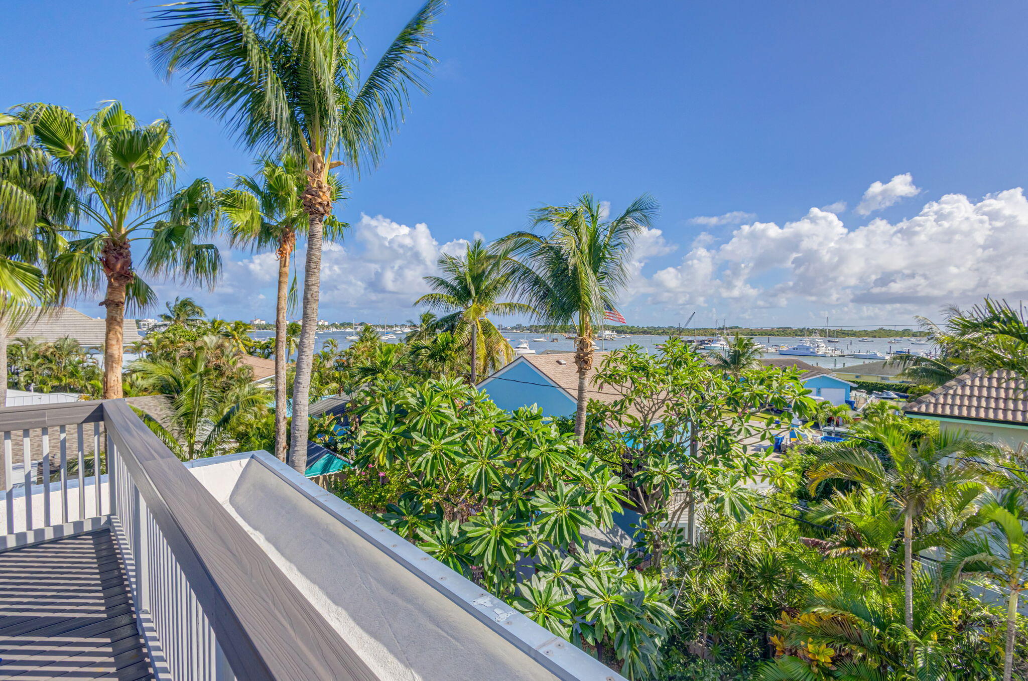 301 E 25th Street