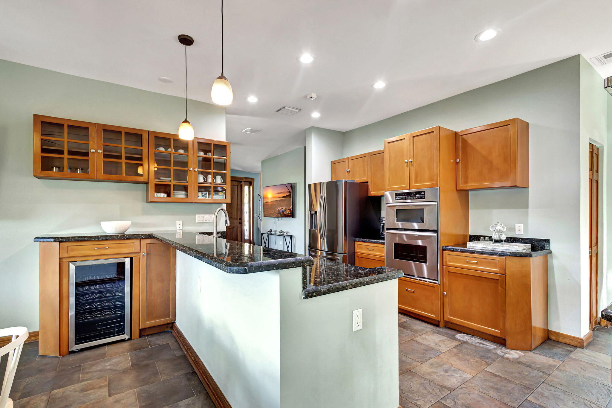 301 E 25th Street