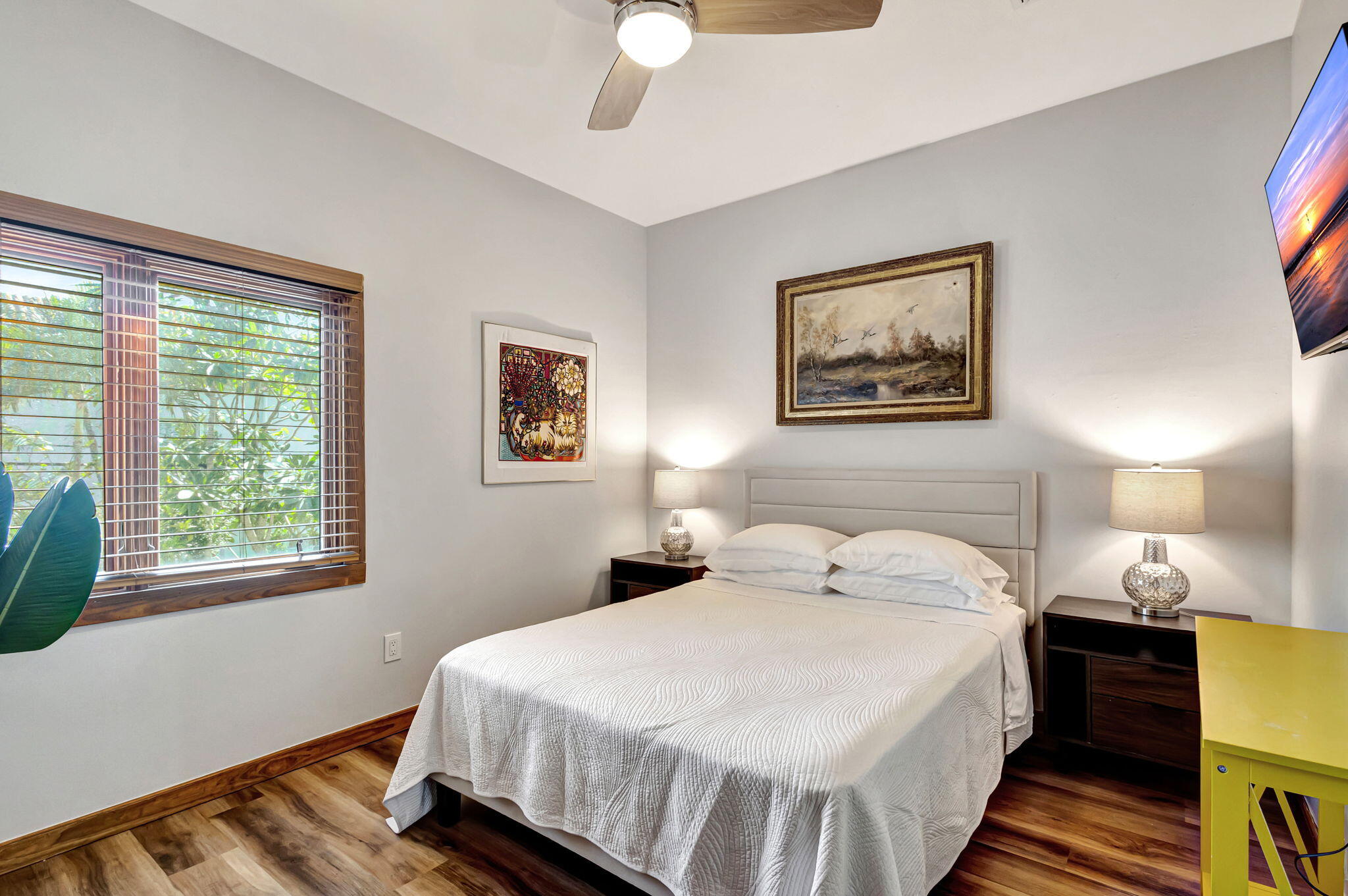 301 E 25th Street