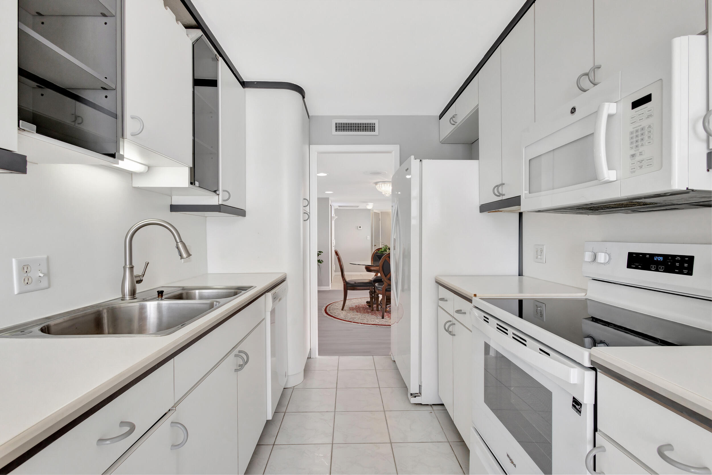 4200 N Ocean Drive 2-1201