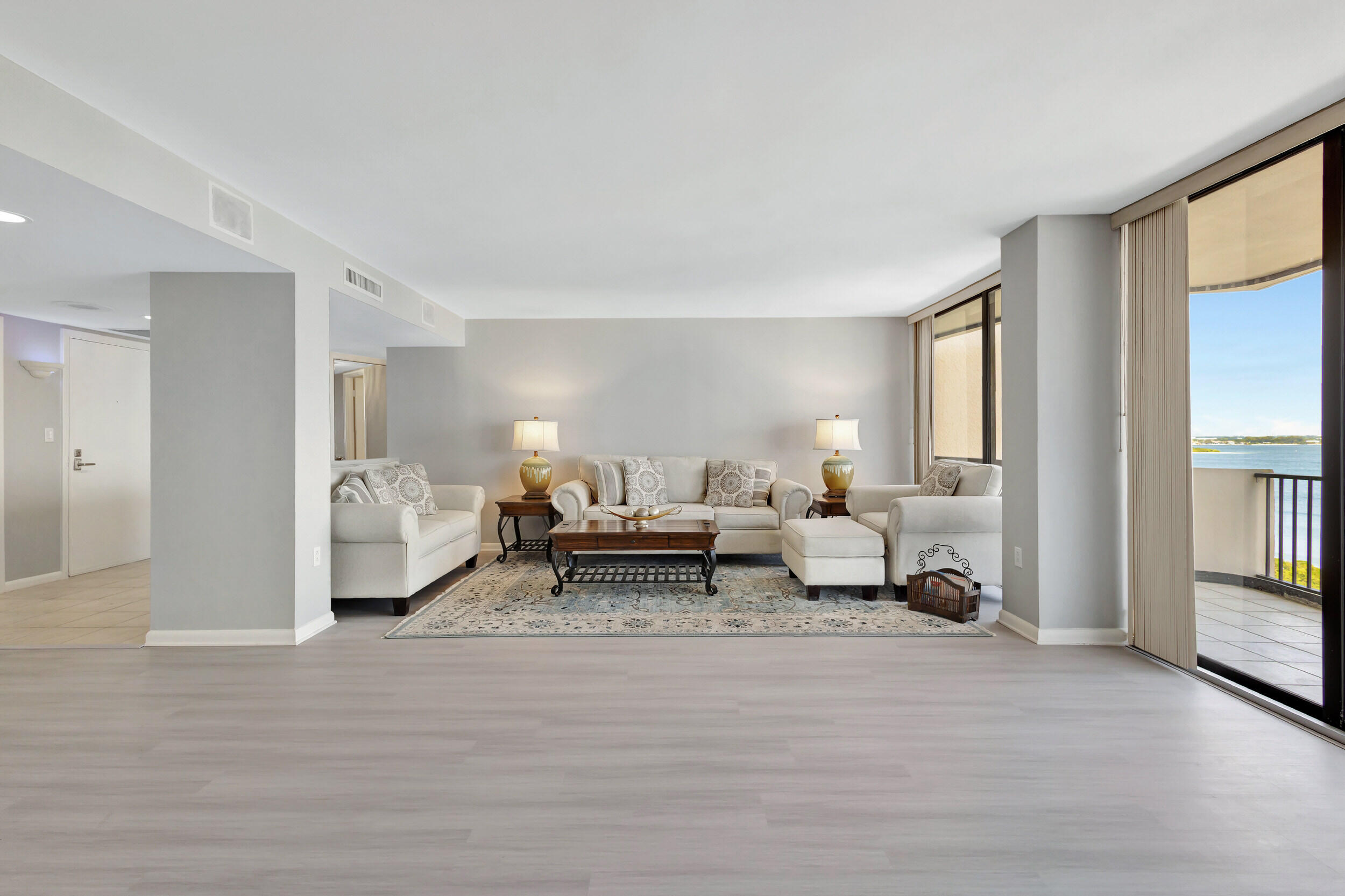 4200 N Ocean Drive 2-1201