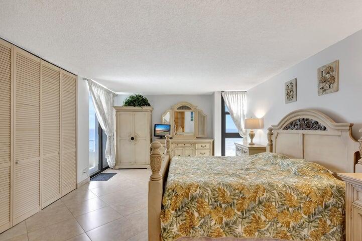 5510 N Ocean Drive 6-A