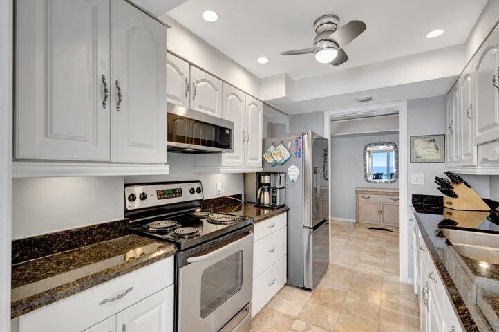 5510 N Ocean Drive 6-A