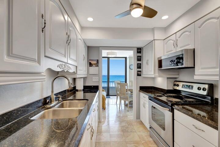 5510 N Ocean Drive 6-A