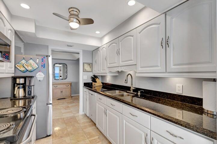 5510 N Ocean Drive 6-A