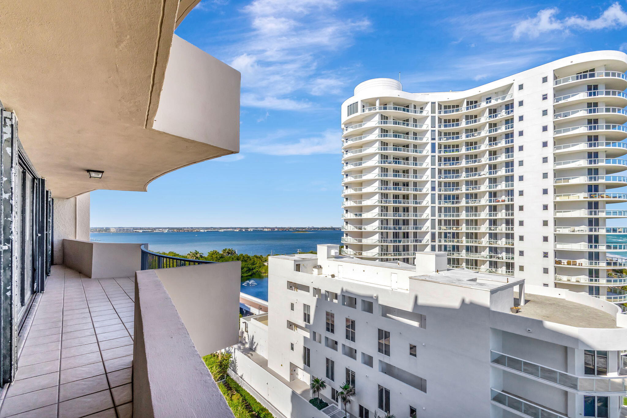 4200 N Ocean Drive 1-1106