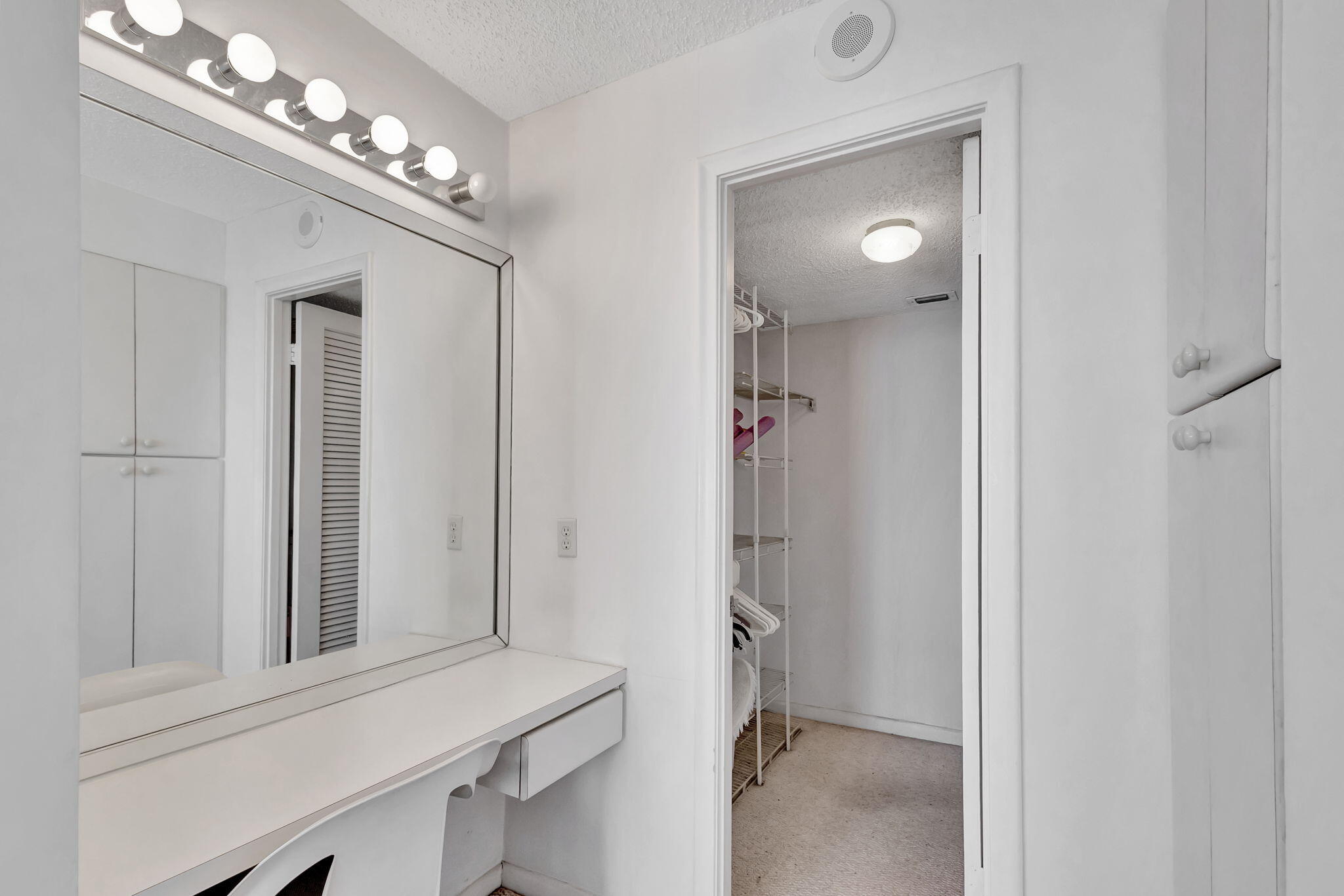 4200 N Ocean Drive 1-1106