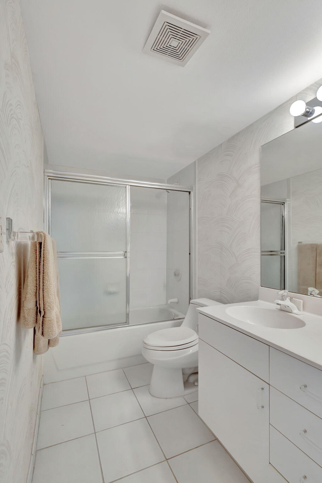 4200 N Ocean Drive 1-1106