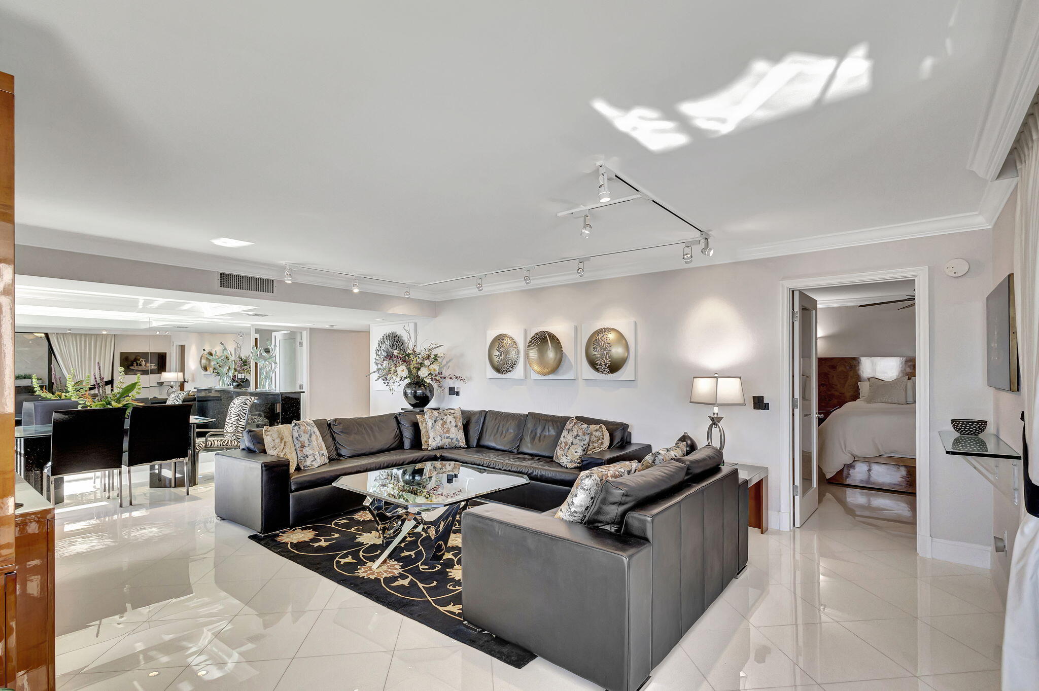 5380 N Ocean Drive 20 B
