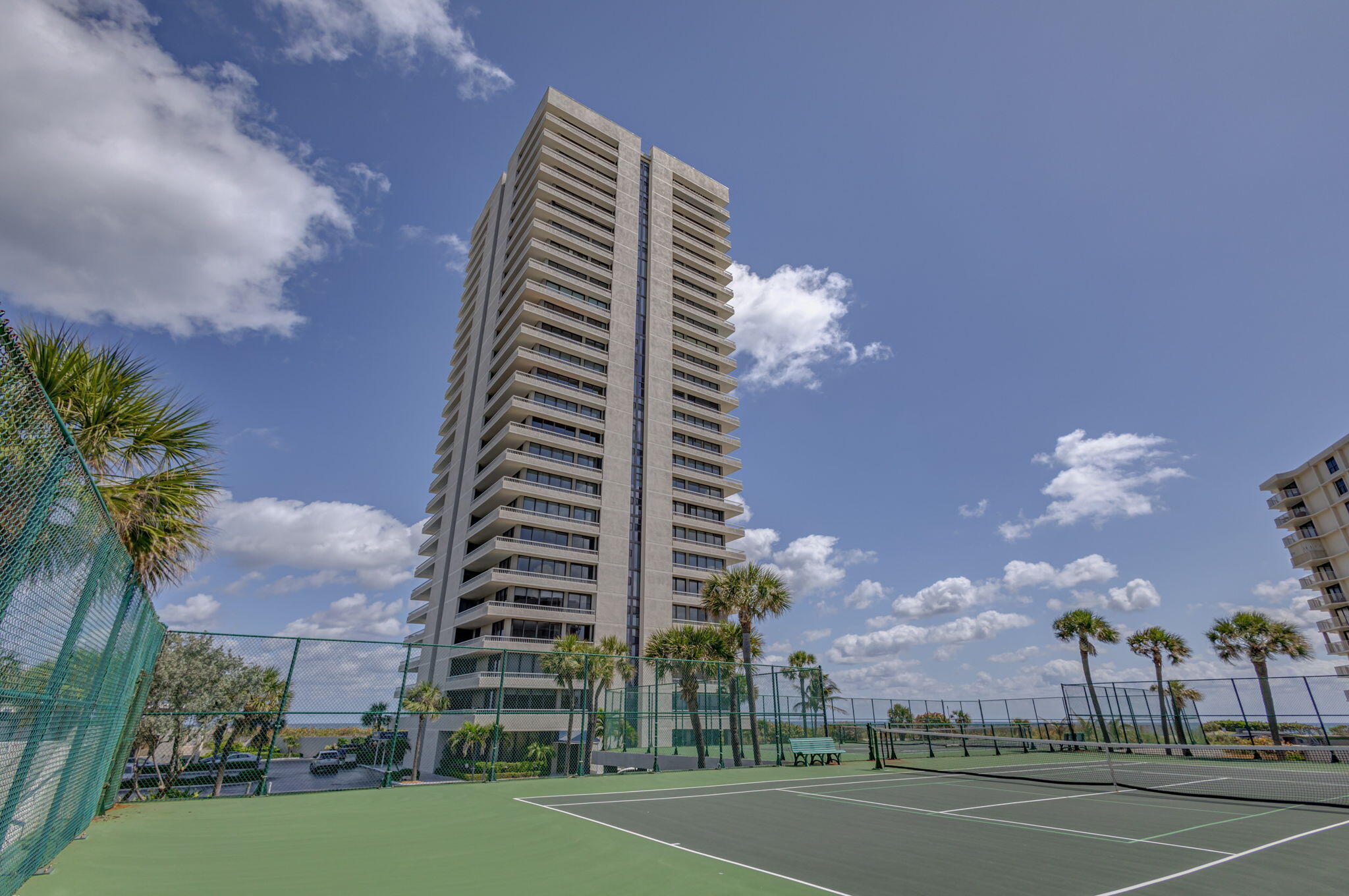 5510 N Ocean Drive 23-D