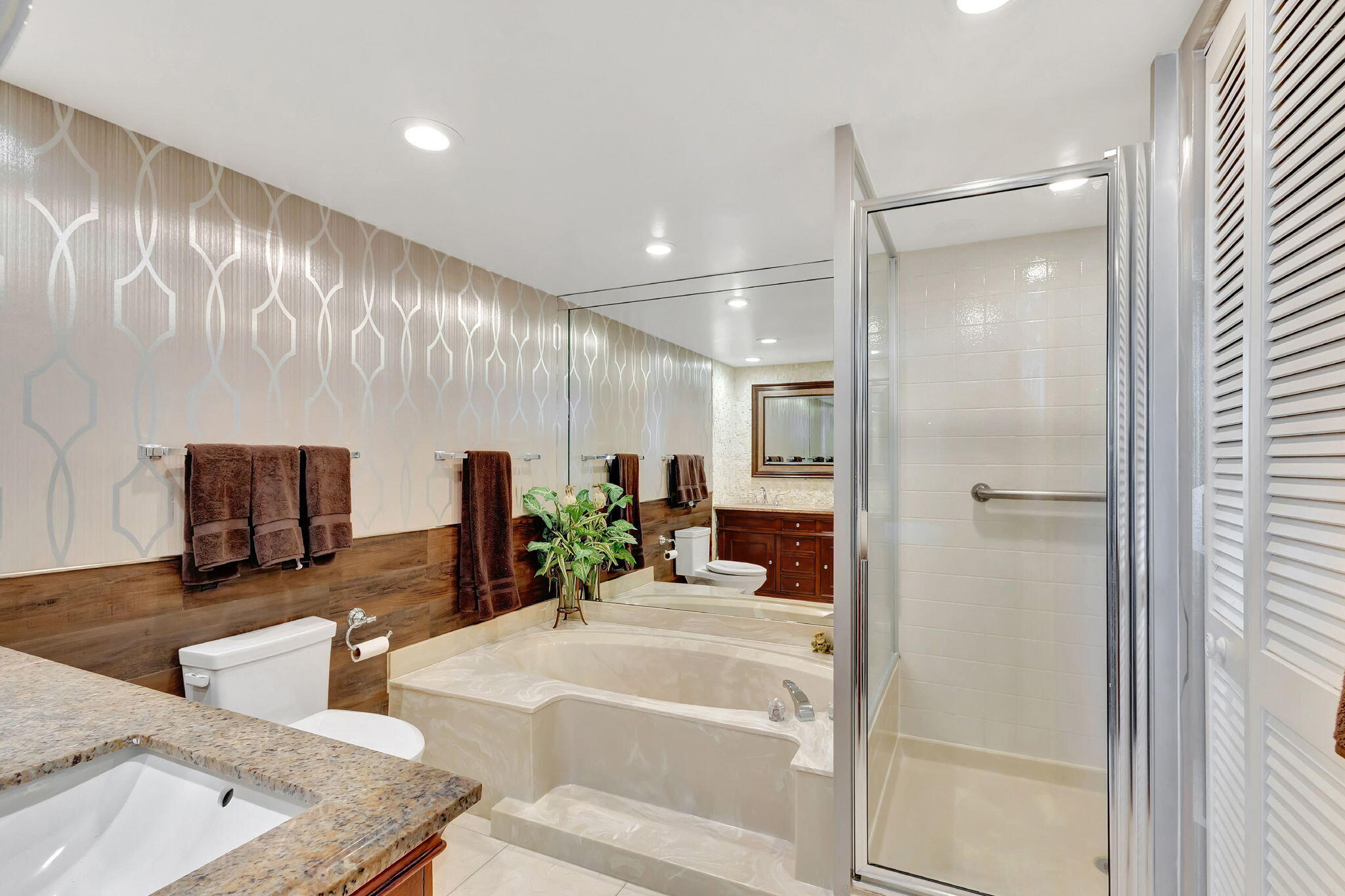 5510 N Ocean Drive 23-D