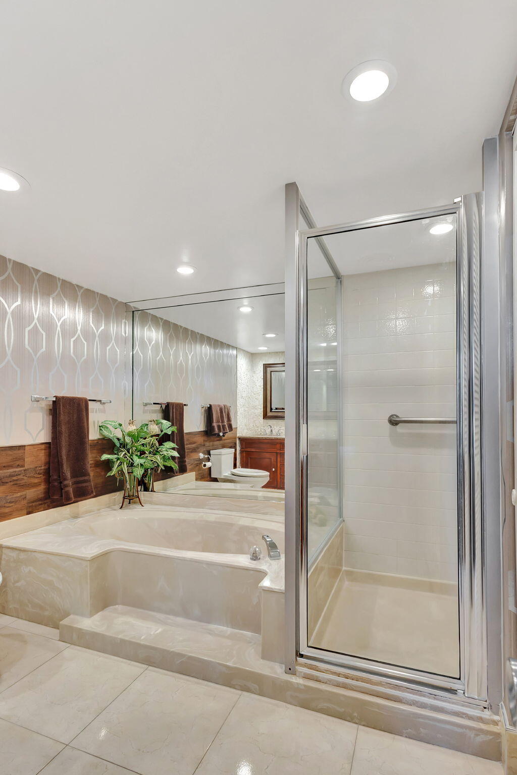 5510 N Ocean Drive 23-D