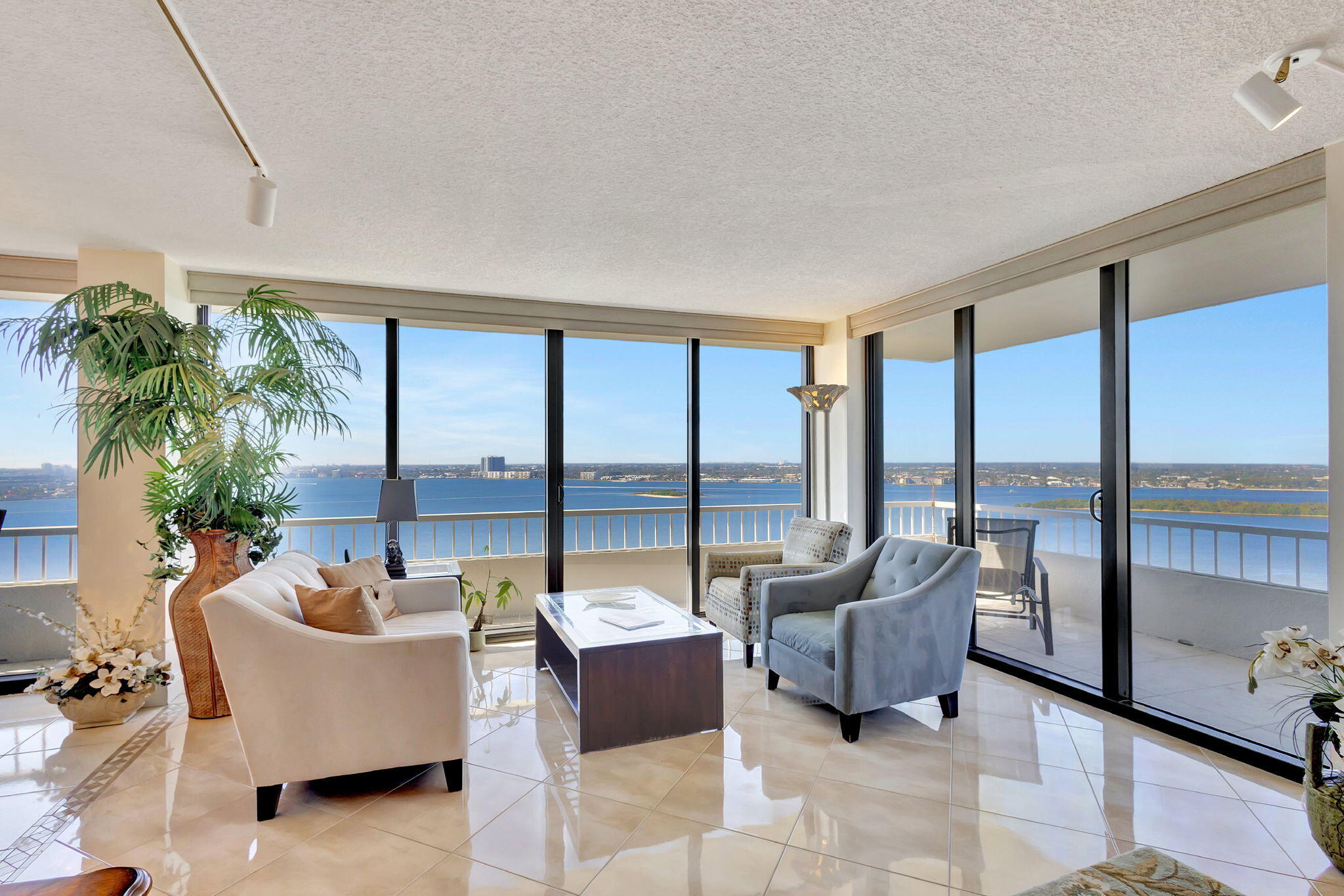 5510 N Ocean Drive 23-D