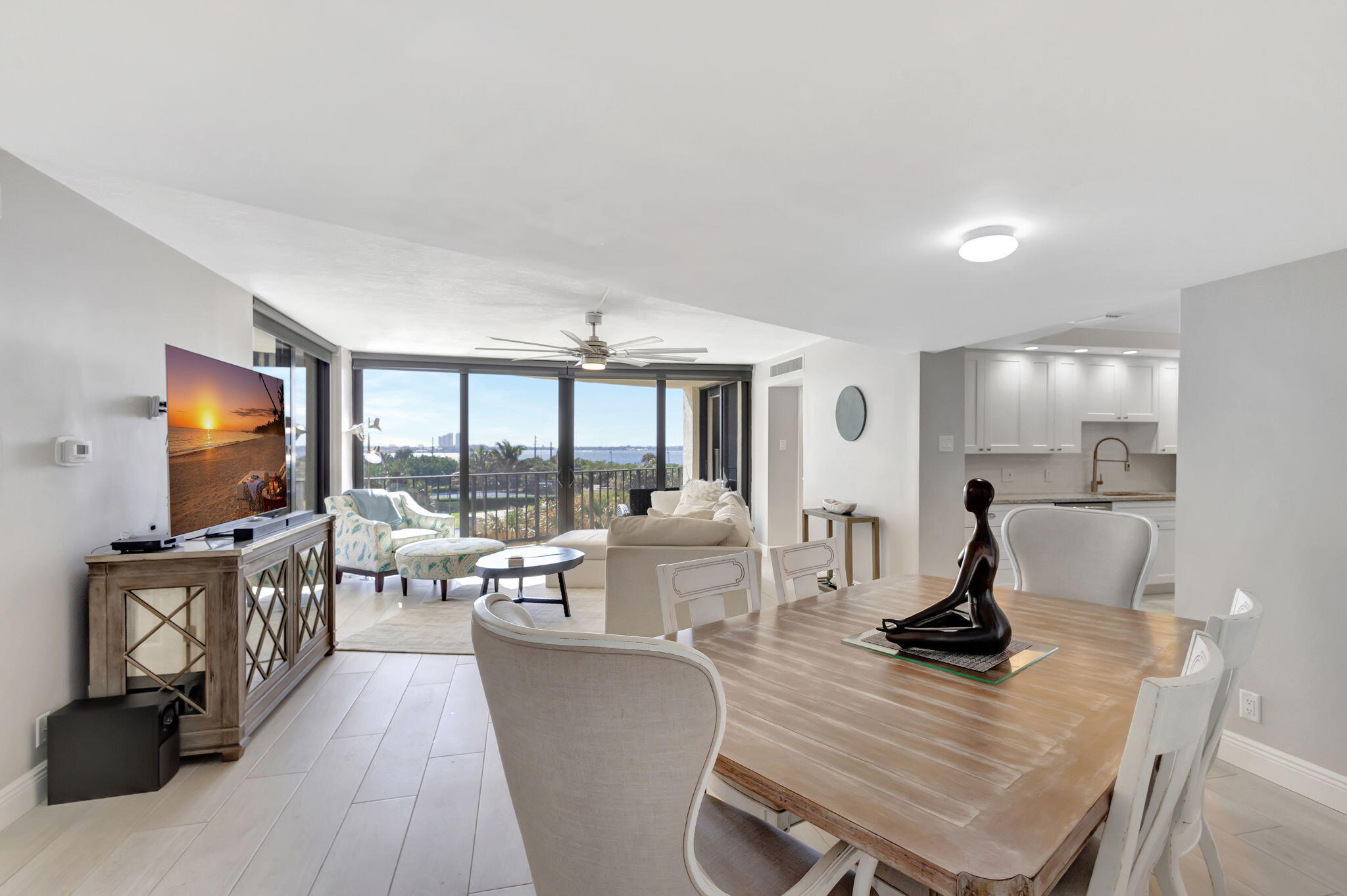 5420 N Ocean Drive Drive 304