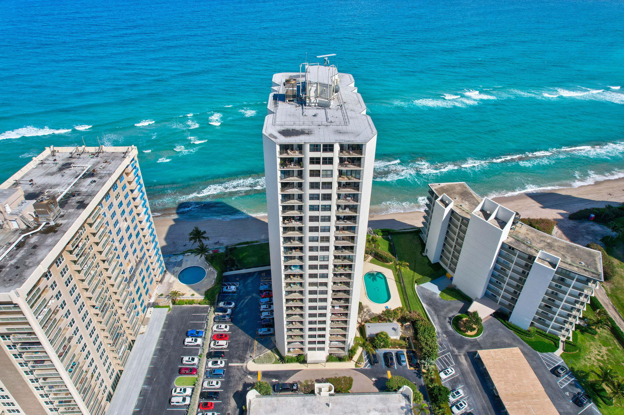 5420 N Ocean Drive Drive 304