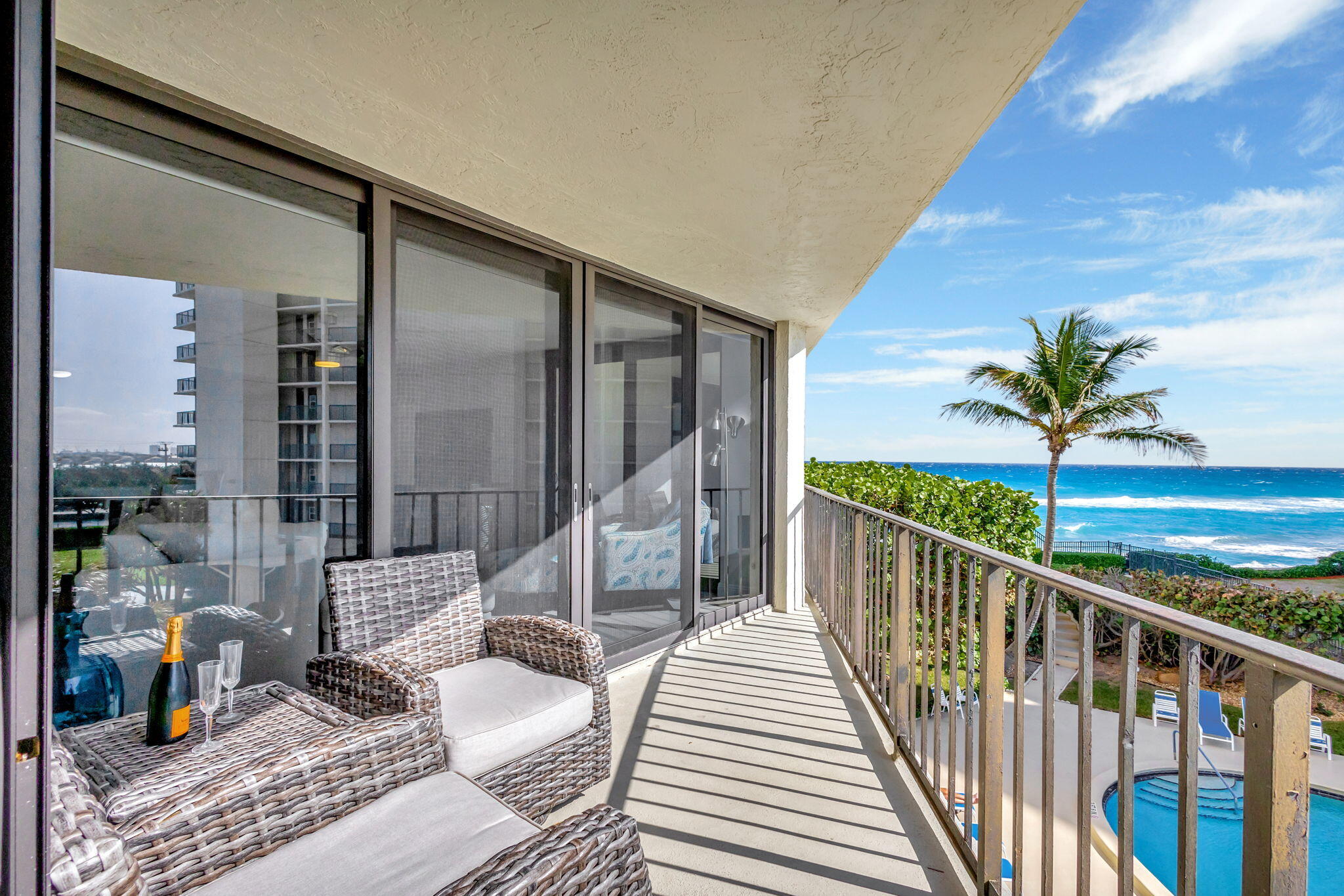 5420 N Ocean Drive Drive 304