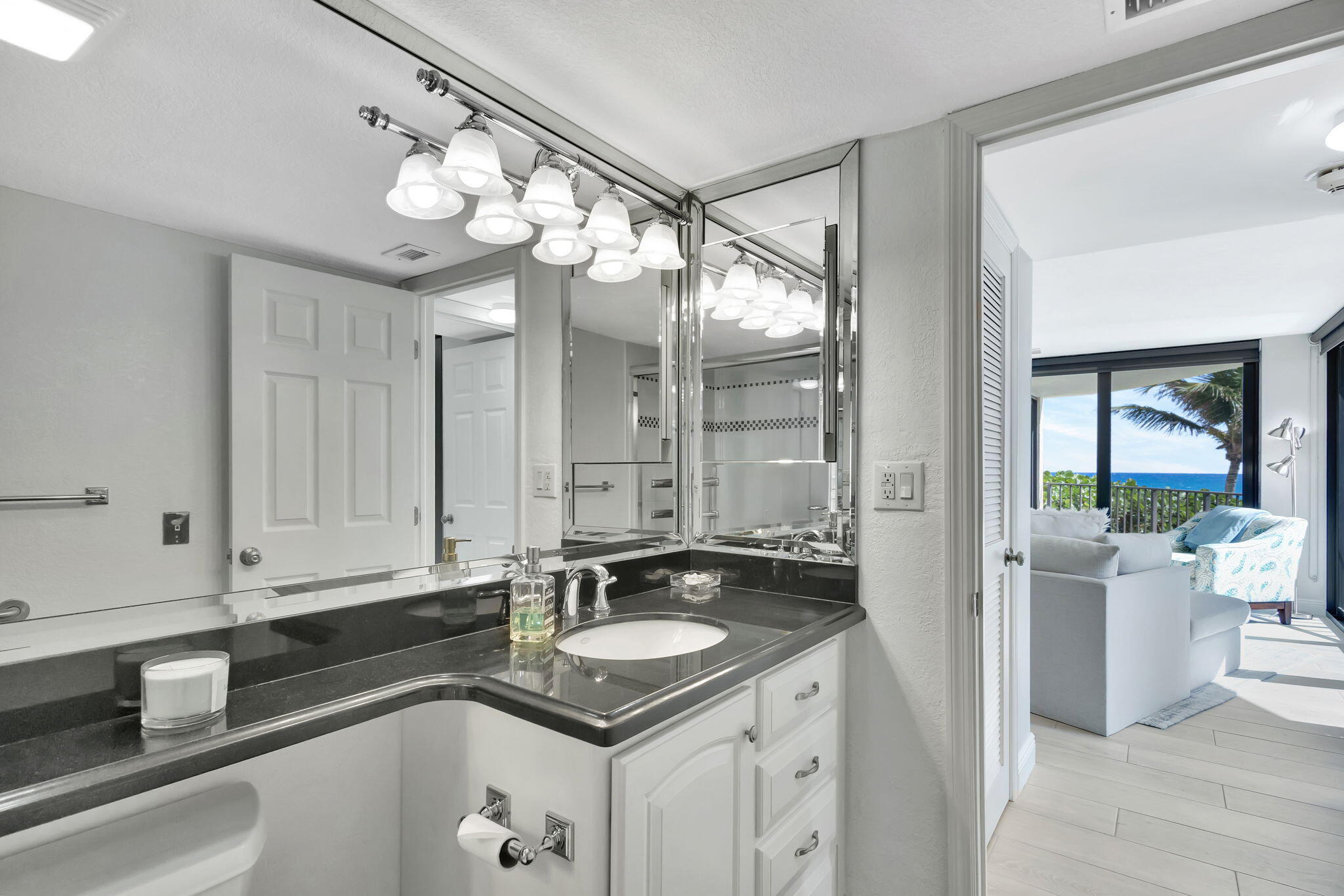 5420 N Ocean Drive Drive 304
