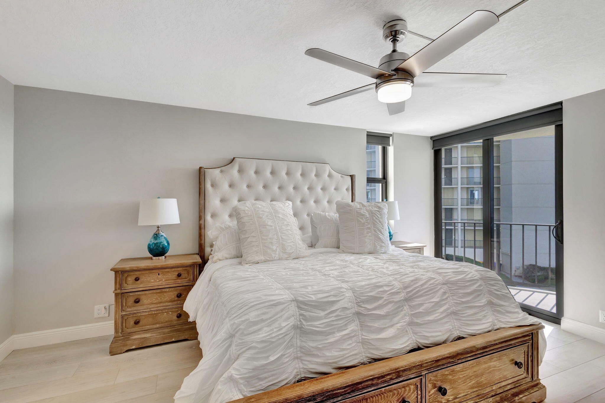5420 N Ocean Drive Drive 304
